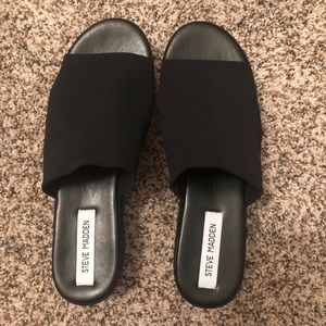 Steve Madden Slinky Sandals! 90’s throwback! 😍